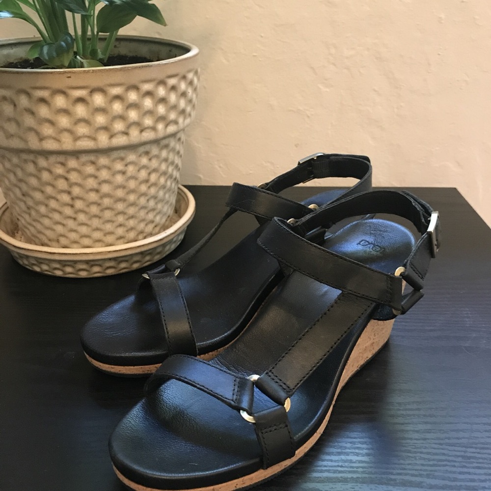 Teva Cork Wedge / Size 8.5